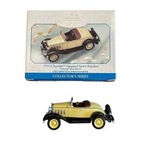 Hallmark Ornament Sidewalk Cruisers Chevrolet Standard Sports Roadster 1932